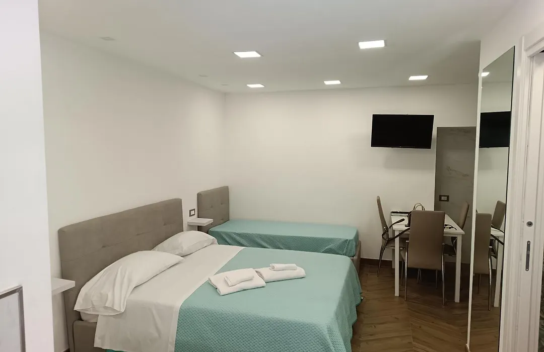 Mini Suite Dante-1